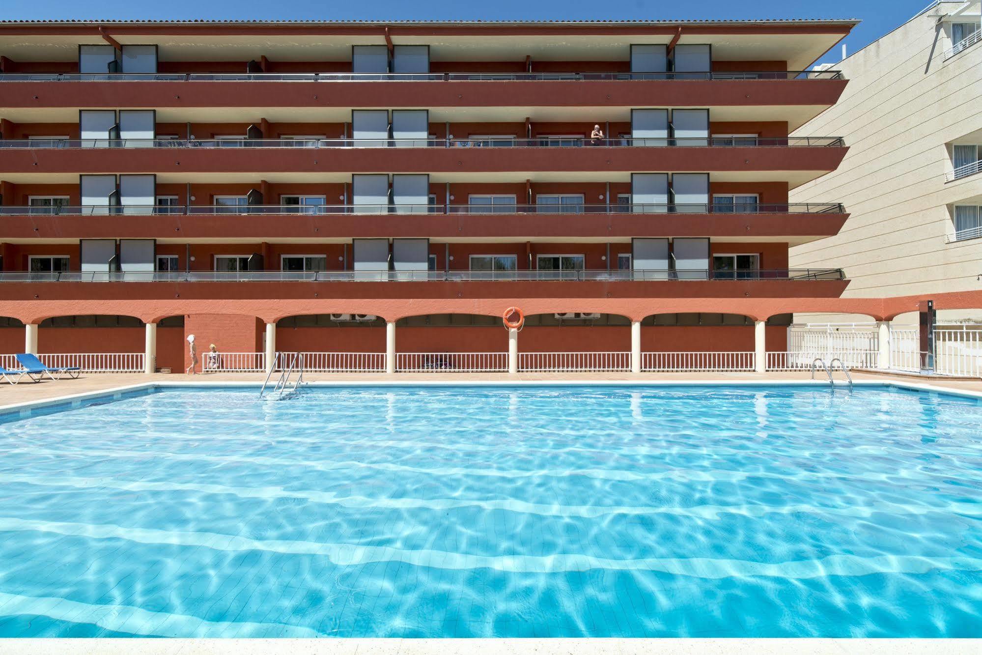 Salles Apart-hotel 3*